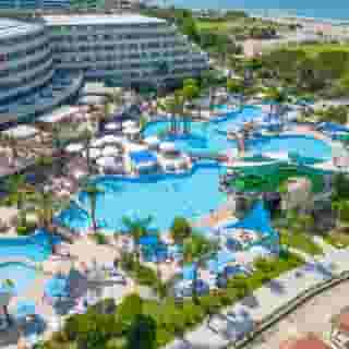 Armas Pemar Beach, 1 of 5