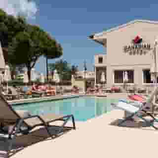 Canadian Hotel, 5 of 5