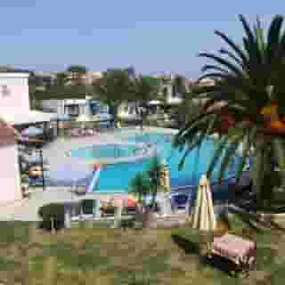 Billy & Sandra Apartments, 5 of 5