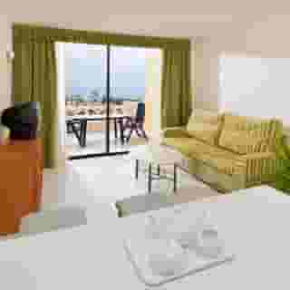 Paradise Court, 6 of 6