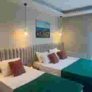 D Twins Airport Hotel, 3 of 5