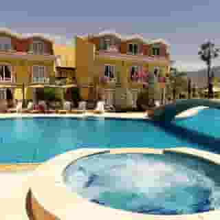 Alla Turca Club, 3 of 5