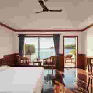 Villa Park, Sun Island, 6 of 6