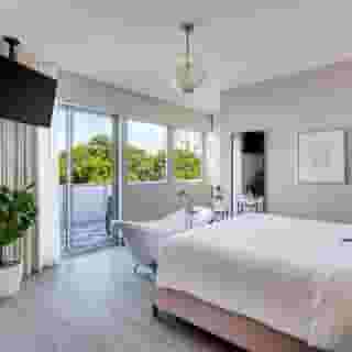 Plymouth Miami Beach, 5 of 5