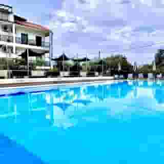 Bruskos Hotel and Suites, 2 of 5