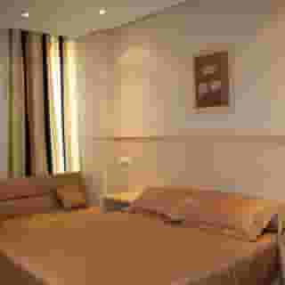 A&H Suites Madrid, 4 of 5