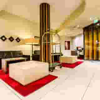 Smart Hotel Holiday, 1 of 5