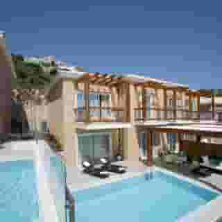 Louis Apostolata Island Resort, 1 of 5