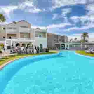 Hotel LIVVO Koala Garden, 1 of 5