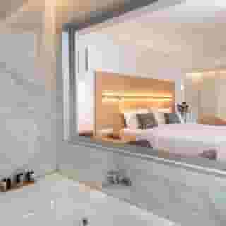 High Beach White - Adults Only, 5 of 5