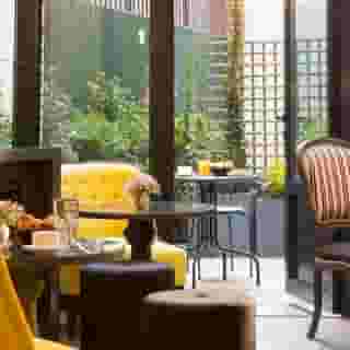 Les Plumes Hotel, 2 of 5