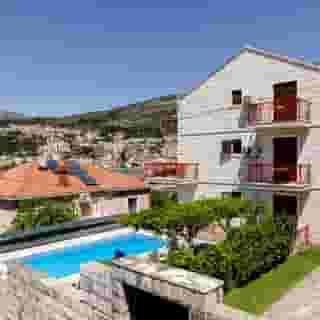 Villa Valjalo, 1 of 5