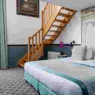 Malte Astotel, 2 of 5