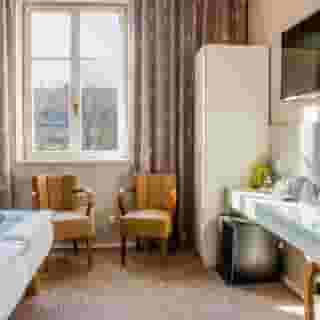 Royal Court Hotel, 4 of 5