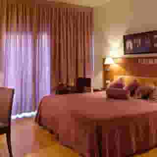 Evenia Rossello, 3 of 5