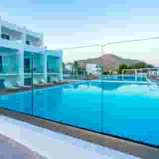 Kamari Beach Hotel, 2 of 5