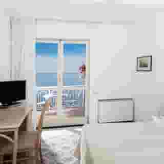 Club Due Torri, 3 of 5