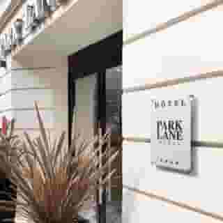 Park Lane Paris, 3 of 5