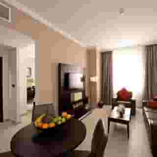 The Royal Riviera , 5 of 5