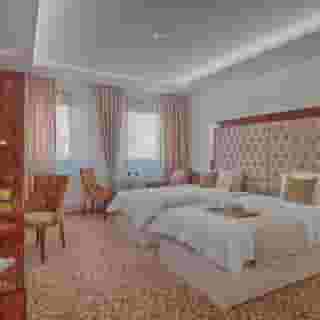 New Hotel, 6 of 6