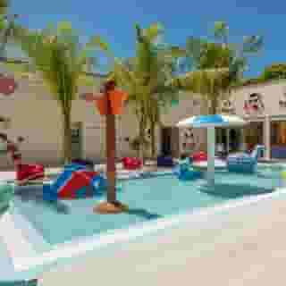 Movenpick Resort Kuredhivaru, 2 of 5