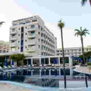 Anonymous Beach Hotel, 3 of 5