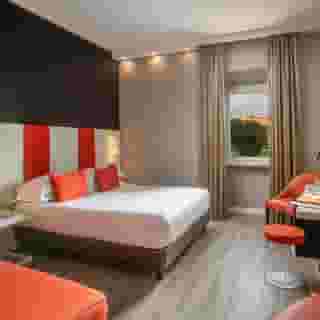 The Guardian, 4 of 5