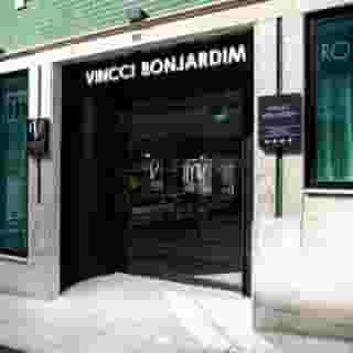 Vincci Bonjardim, 2 of 5