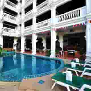 Apk Resort, 1 of 5