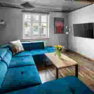 Corner House Residence, 3 of 5