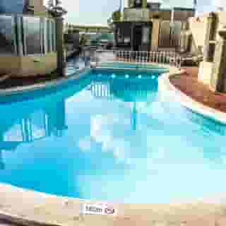 Kennedy Nova, 1 of 5