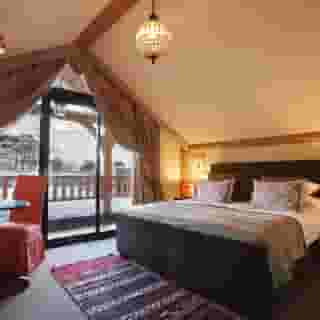 The Farmhouse, 4 of 5