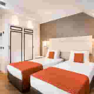 Ikonik Parlament, 2 of 5