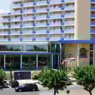 Xon's Platja, 2 of 5