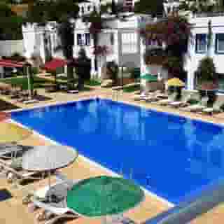 Paradise Apart, 1 of 5