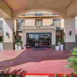 Comfort Inn & Suites Southwest Fwy, 3 of 5