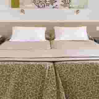 Cosmopolitan, 4 of 5