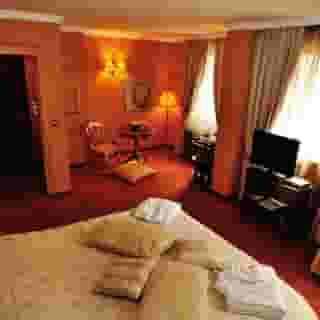 Meg-Lozenetz, 5 of 5