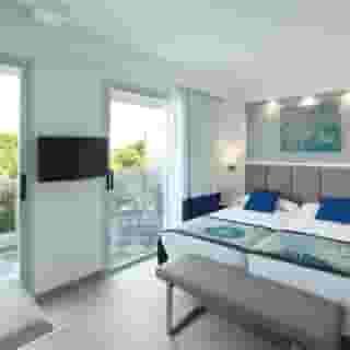 Alcudia Pins, 3 of 5