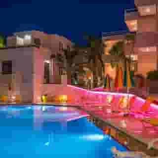 Oscar Village And Suites, 4 of 5