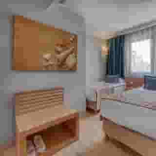 Numa Club Side, 6 of 6