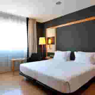 Barcelona Universal, 5 of 5