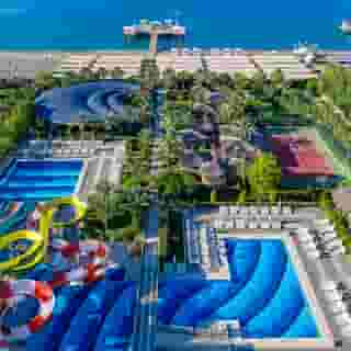 Royal Holiday Palace, 5 of 5