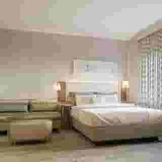 Home2 Suites By Hilton New York Times Square, 2 of 5