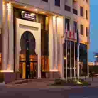 Mercure Grand Hotel Seef, 2 of 5