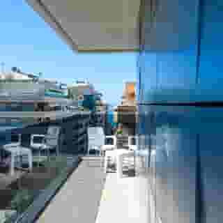 Monarque El Rodeo, 3 of 5