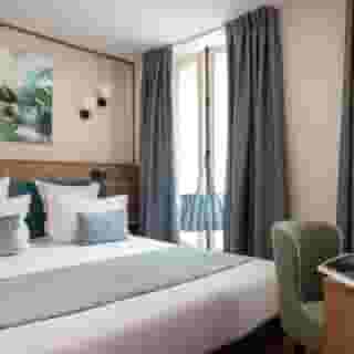 Hotel Theoreme, 1 of 5