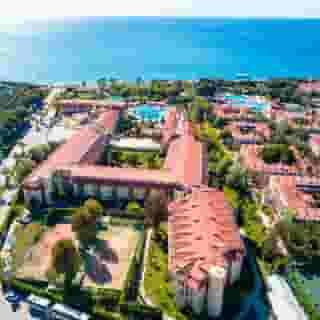 Queen's Park Le Jardin, 3 of 5