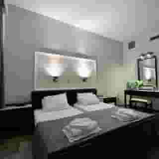 Hotel Anna Apartments, 2 of 5