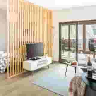7 Koron Apartments, 2 of 5